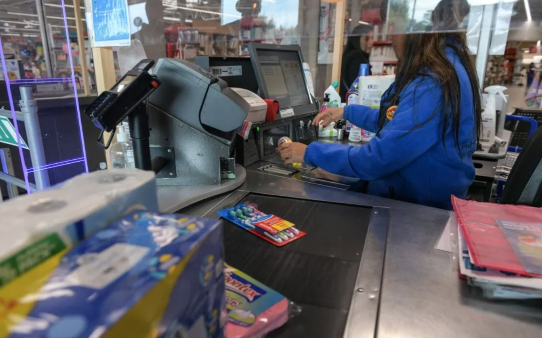 Endométriose, PMA, fausse couche… Carrefour instaure des congés spéciaux pour les femmes